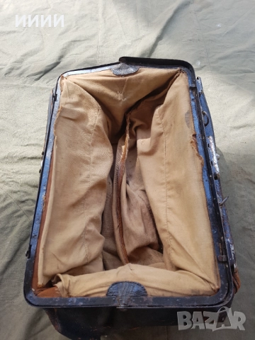 Докторска чанта куфар, снимка 5 - Антикварни и старинни предмети - 52858849