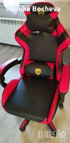 Нови геймърски столове с масажна възглавница