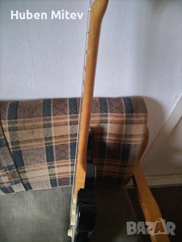 Електрическа китара Бехрингер, снимка 4 - Китари - 43708313