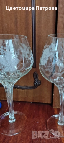 Комплект два броя кристални чаши за вино снежна гравировка
