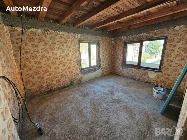продава се къща в центъра на Мездра, снимка 2 - Къщи - 53373666