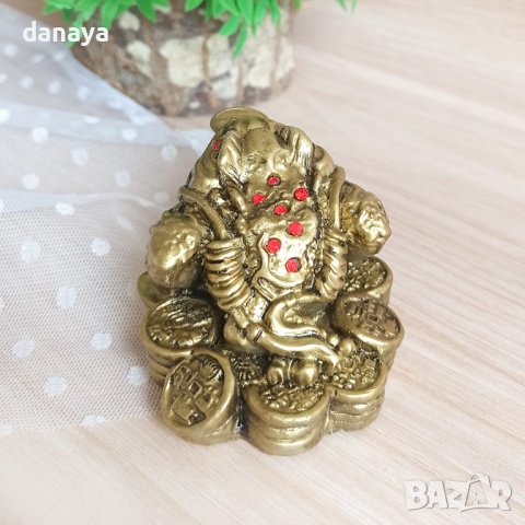 3270 Сувенир Фън шуй статуетка трикрака жаба на парите и късмета, снимка 5 - Декорация за дома - 38755592