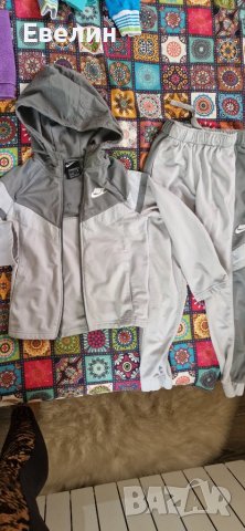 Екип Nike 7-8години, снимка 1 - Детски анцузи и суичери - 40332780