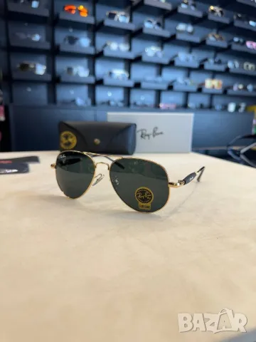 очила с калъф ray ban , снимка 5 - Слънчеви и диоптрични очила - 50354730