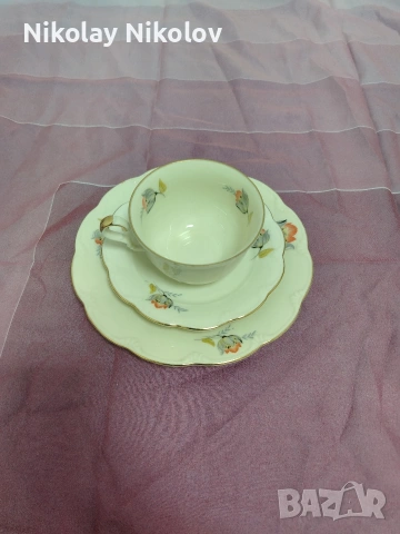 троен порцеланов сет , снимка 5 - Чаши - 53479910