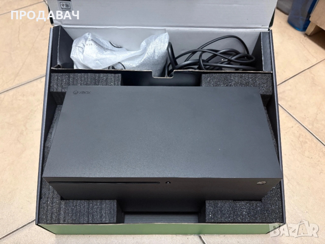 XBOX X 1 TB , снимка 3 - Xbox конзоли - 53159695
