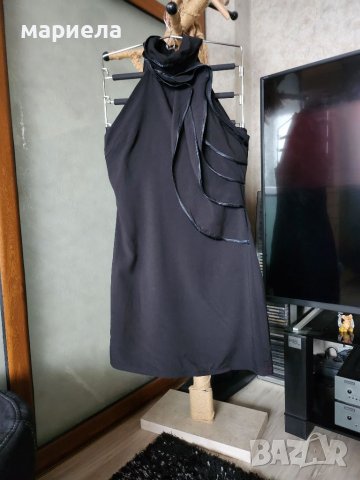 Черна рокля , снимка 1 - Рокли - 33262152