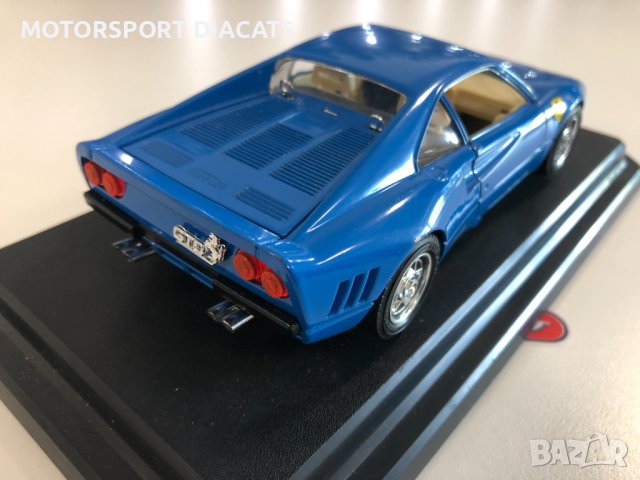 BBURAGO метална колекционерска количка FERRAR GTO 1989 1:24 нова, снимка 4 - Колекции - 37585488