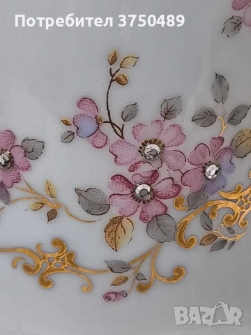 Порцеланов съд Limoge, изработен от фин порцелан ,декориран с цветя и златни акценти., снимка 3 - Антикварни и старинни предмети - 53396557