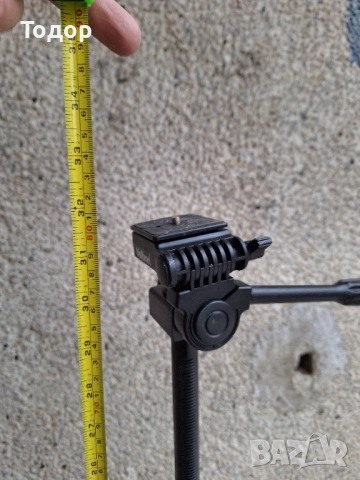 Тринога статив , снимка 2 - Чанти, стативи, аксесоари - 53316595