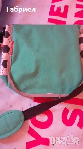 Детска чанта на Вердер Бремен ., снимка 5 - Чанти - 37193808