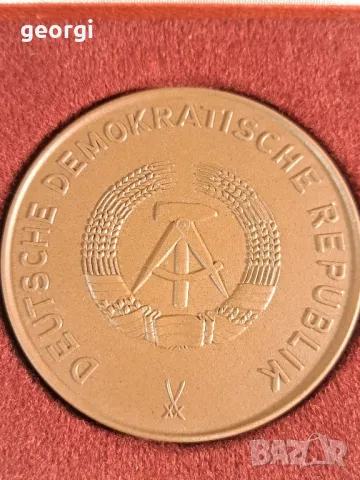 порцеланов медал ГДР Meissen , снимка 2 - Колекции - 48356785