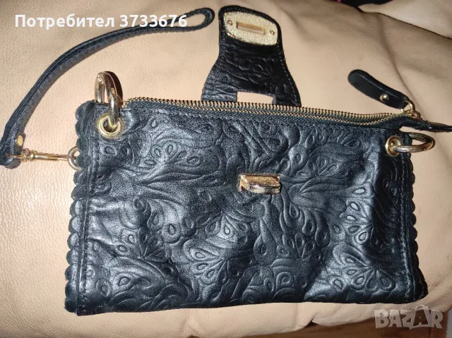 Дамска луксозна чантичка.Елегантна, размери- 23/13 см.