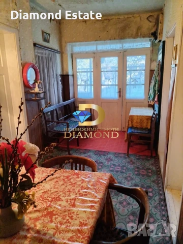 Едноетажна къща в село Елена, обл. Хасково, снимка 7 - Къщи - 51365405