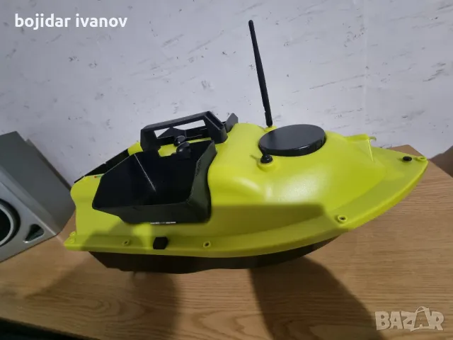 лодка за захранка D18 GPS, снимка 6 - Такъми - 50315315