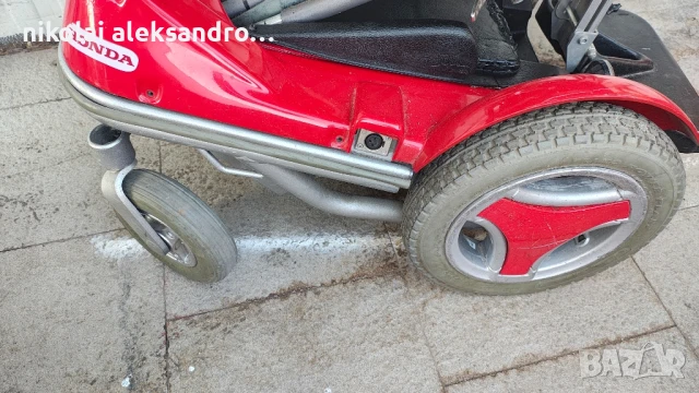 детска електрическа количка Honda, снимка 8 - Инвалидни скутери - 50774820