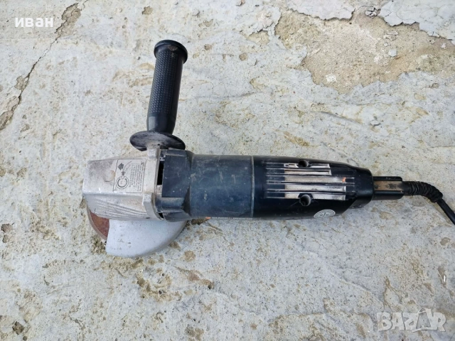 Ъглошлайф Black & Decker BD11 -720W, снимка 3 - Ъглошлайфи - 52792634