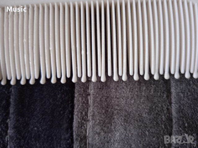 Chicco бебешки гребен с масажни топчета за скалпа, снимка 2 - Други - 39681645