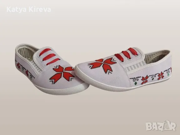 Ръчно рисувани кецове, снимка 4 - Кецове - 48742288