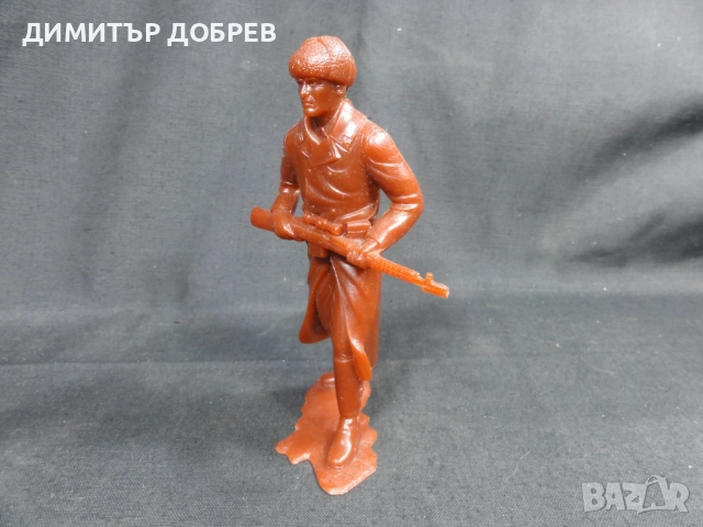 СТАРА РЕТРО СОЦ СССР ПЛАСТМАСОВА ФИГУРКА РУСКИ ВОЙНИК ВСВ, снимка 2 - Колекции - 52712228