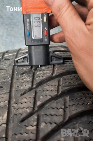 4 броя зимни гуми 215 65 17 Bridgestone , снимка 2 - Гуми и джанти - 52501862