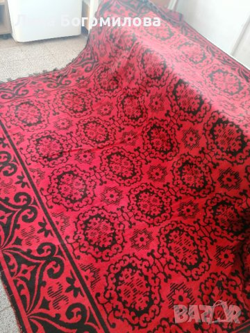 вълнен килим