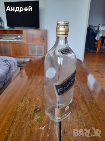 Стара бутилка Johnnie Walker #2, снимка 2 - Други ценни предмети - 51979058