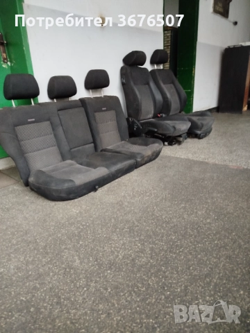 Пълен комплект седалки(РЕКАРО) ЗА ГОЛФ -4 двувратка! Седалките са запазени и изпънати!