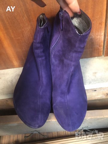 Дамски боти естествен велур