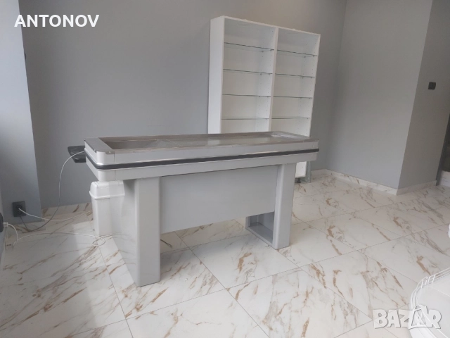 Магазинно оборудване  отлично, снимка 7 - Стелажи и щандове - 51668544