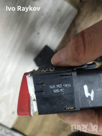 Авариен бутон VW Jetta, VW Golf 2005-2010 1K0 953 509 A , снимка 2 - Части - 48159474