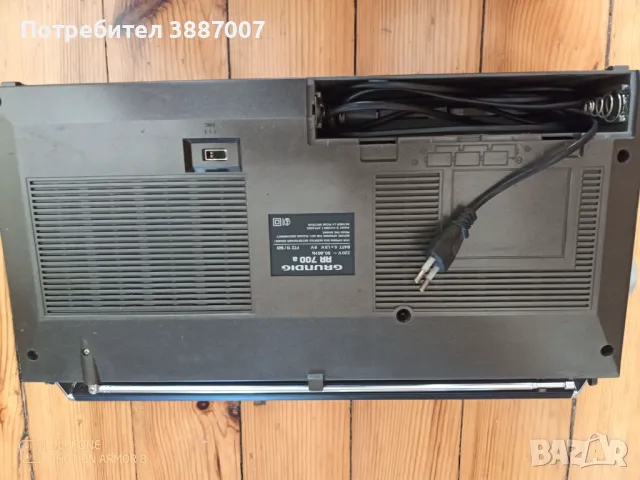 РАДИО КАСЕТОФОН  GRUNDIG RR700a STEREO, снимка 3 - Радиокасетофони, транзистори - 47992976