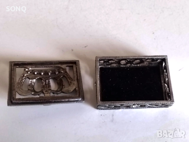 Страхотна Много Стара Кутия За Бижута,Дранкулки Със Корона, снимка 3 - Антикварни и старинни предмети - 53456878