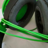 Razer геймърски слушалки, снимка 1 - Слушалки за компютър - 43499148