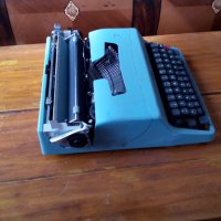 Стара пишеща машина Olivetti Ivrea, снимка 4 - Други ценни предмети - 28257801