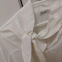Бяла сатенена риза, снимка 2 - Ризи - 44911559