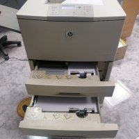 Лазерен принтер HP LaserJet 9050dn, снимка 3 - Принтери, копири, скенери - 43820340