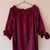 Сатенена блуза с панделки на ръкавите 🎀, снимка 1 - Блузи с дълъг ръкав и пуловери - 43839329