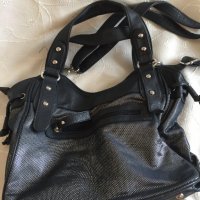 Дамски чанти - Ferragamo, G.M.V. и H&M, много запазени, еко кожа, лот, елегантни, всекидневни, снимка 7 - Чанти - 32717143