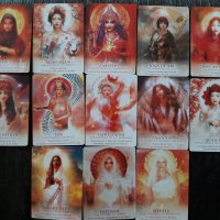 Оракул карти: Divine Feminine Oracle & Goddess Power & Goddess Spirit, снимка 4 - Карти за игра - 32557254