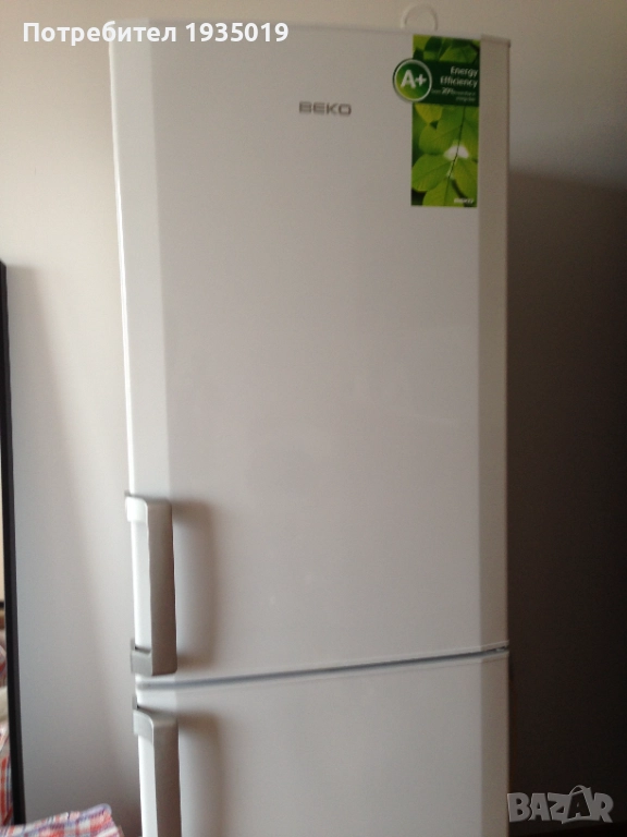 хладилник с фризер!  ВЕКО, снимка 1