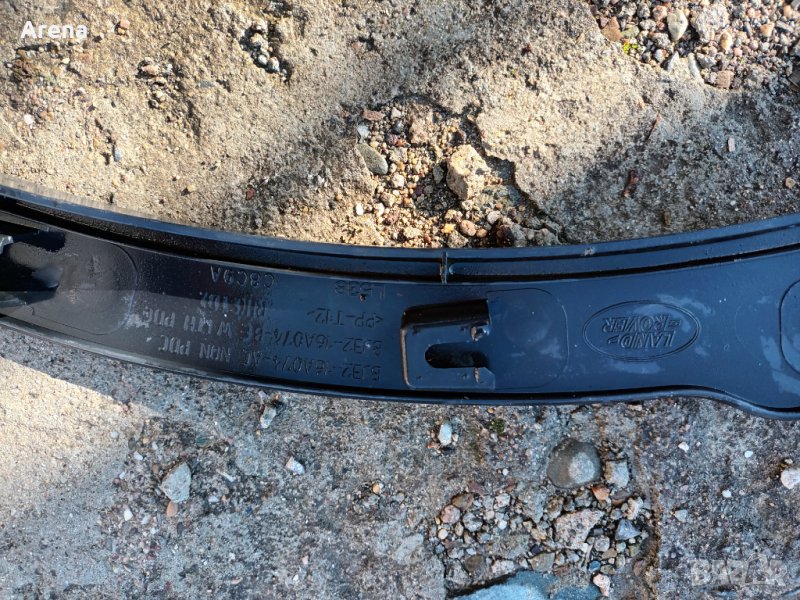 Декоративна лайсна за преден калник от Ланд Ровър Евог, снимка 1