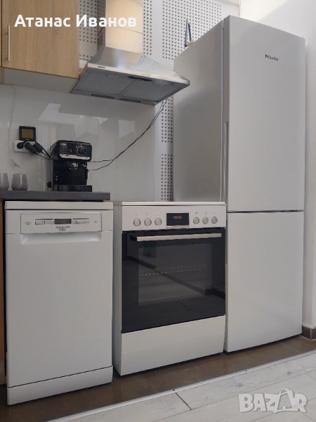 Готварска печка Bosch, хладилник Miele, съдомиялна Ariston, снимка 1
