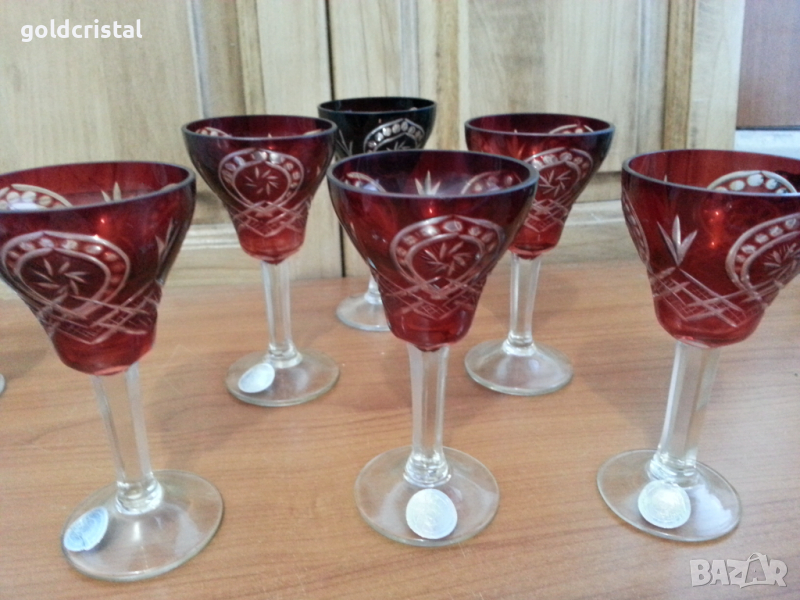 Кристални чаши с гарафа цветен червен кристал, снимка 1