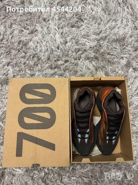 Yeezy 700, снимка 1
