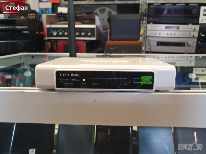 Рутер TP-Link TL-WR740N lite В отлично техническо и визуално състояние., снимка 1