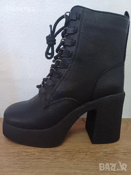 Дамски боти на висок ток, снимка 1