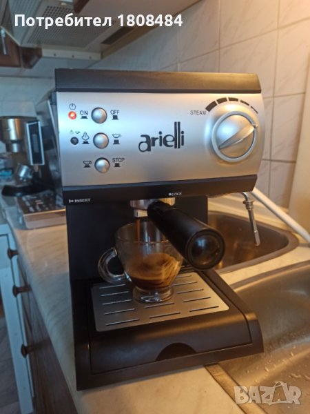 Кафе машина Ариели с ръкохватка с крема диск, работи отлично и прави хубаво кафе с каймак , снимка 1
