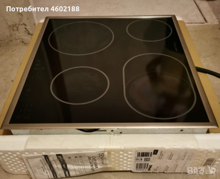 Elektrolux стъклокерамичен плот вграждане 4 котлона, снимка 1