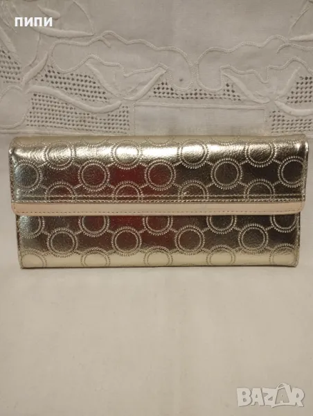 Златно дамско портмоне-клъч, снимка 1
